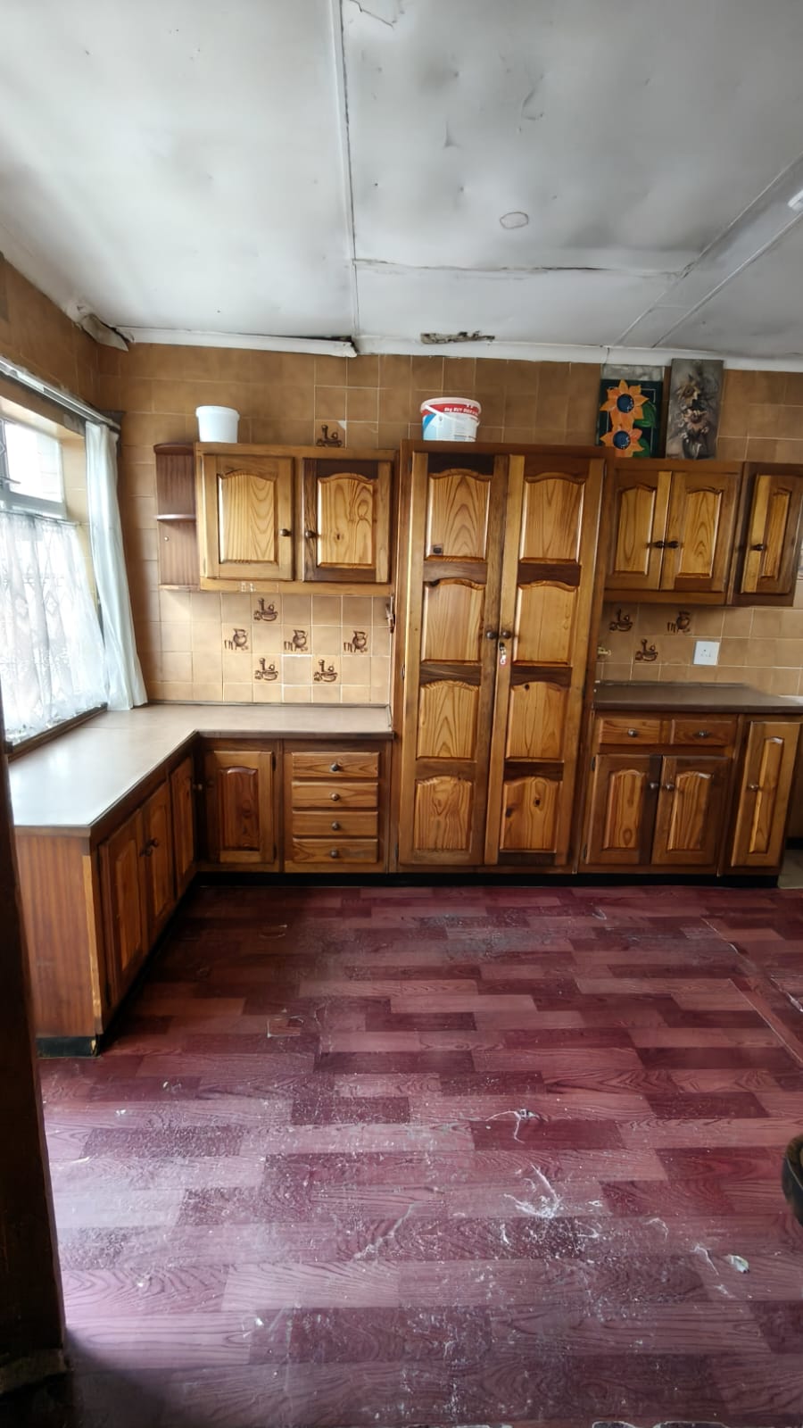 5 Bedroom Property for Sale in Hennenman Free State
